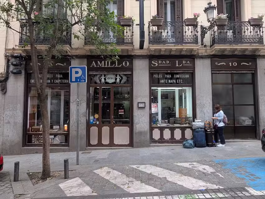 Amillo S. L. Material de encuadernacion