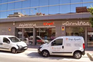 Apunts Informática y Telecomunicacions S.L.