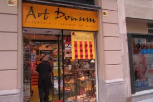 ART DONUM