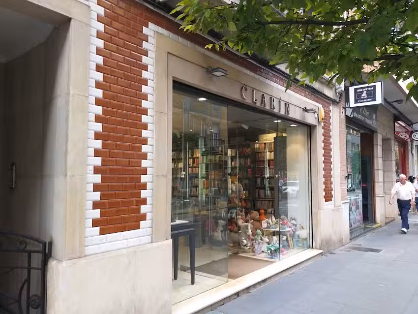 Clar&iacute;n Librer&iacute;a y Papeler&iacute;a