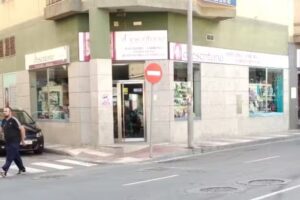 D ESCRITORIO SUMINISTROS, S.L.