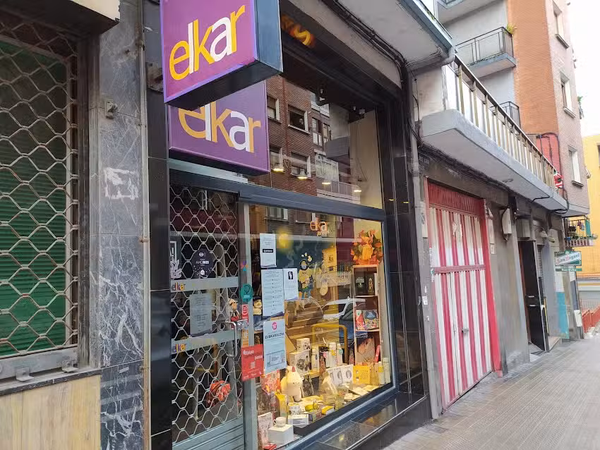 elkar liburu-denda Librería Basauri