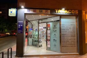 Estanco en Almería Santa Isabel