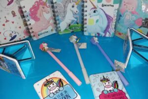 Estrisa PAPELERÍA JUGUETES Y COMPLEMENTOS