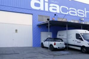 Grupo Dia Cash – Papelería e imprenta Granada