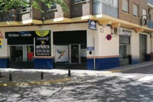 Imprimark (imprenta, copias, letras corpóreas, vinilos, rotulación, reclamos publicitarios, papel alimentario)