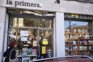 La Primera Libros