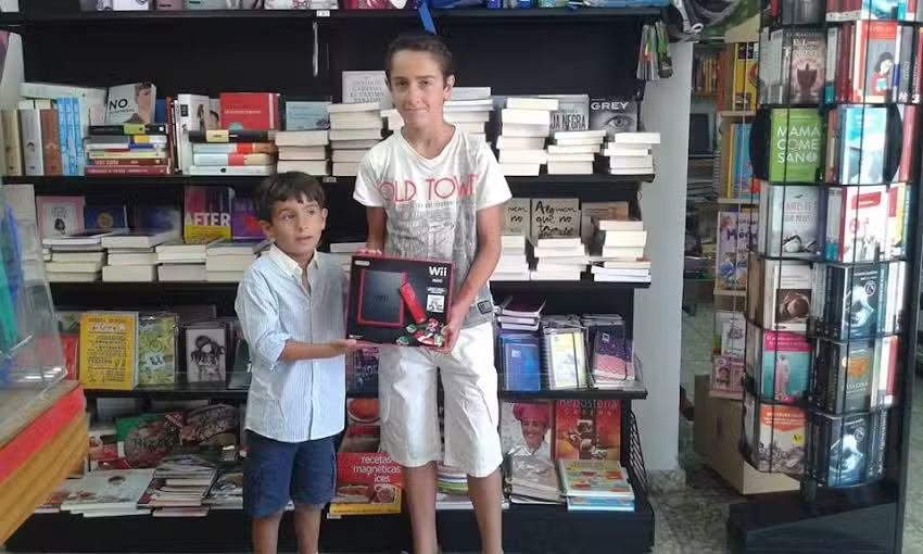 Librer&iacute;a Arte Ciencia (AC24)