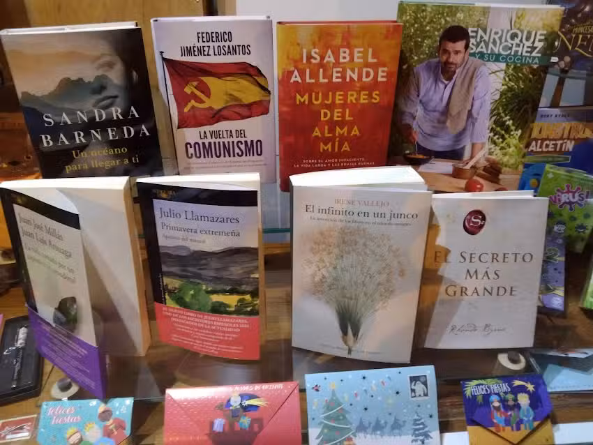 Librer&iacute;a Casiopea