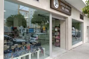 LIBRERÍA DEL ÁRBOL