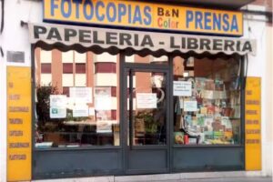 Librería Papel y Letras