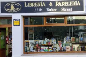 Librería & Papelería 221b Baker Street