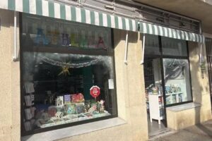 Librería-papelería Athenea