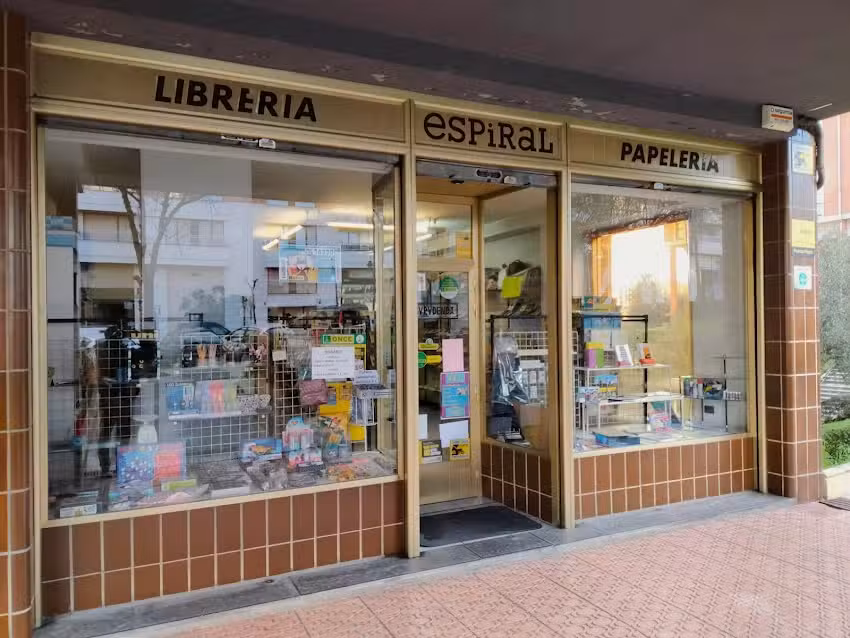 Librería papelería Espiral 📖 | Bilbao
