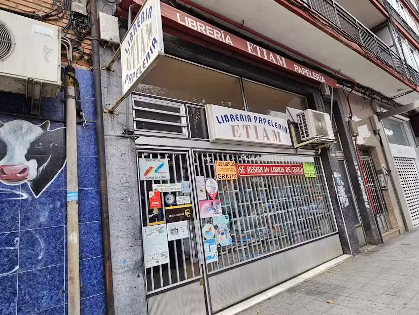 Librería Papelería ETIAM (José Manuel Pérez Medina)