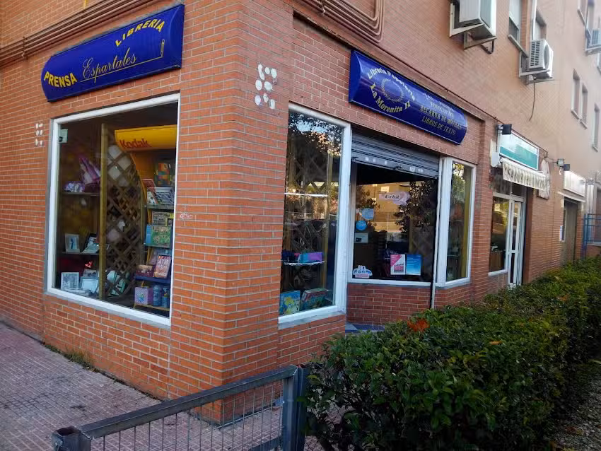 LIBRERIA PAPELERIA LA MORENITA I