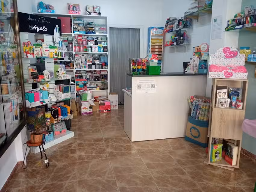 Librería y Papelería Ayola