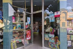 Librería y Papelería Laser