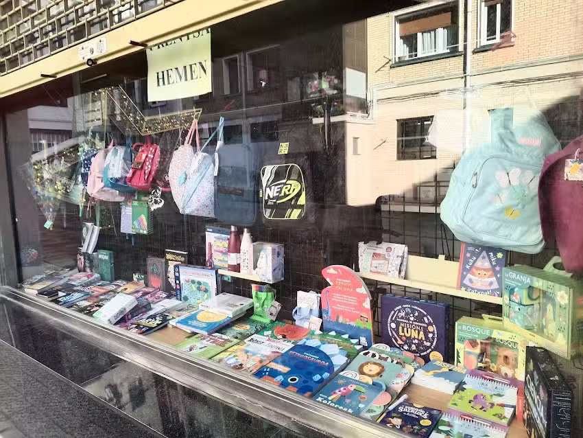 Librería Zamudio – Papelería