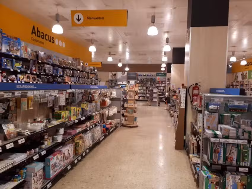 Llibreria, papereria i joguines a Les Corts (Caprabo de l’Illa Diagonal) | Abacus Cooperativa