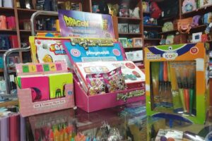 MONYUR PAPELERÍA, LIBRERIA