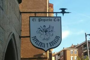 Papelería Librería Prensa El Pequeño Cid
