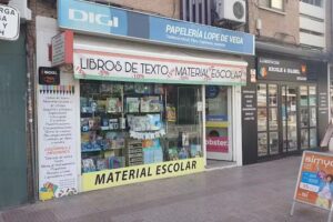 Papeleria Lope De Vega/telefonía Digi Mobil Y Simyo