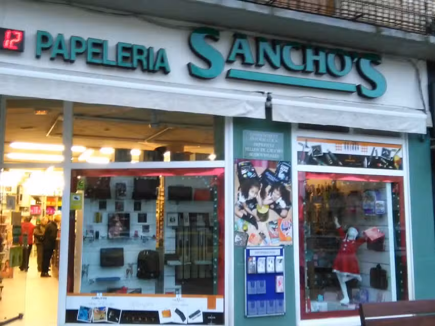 Papeler&iacute;a Sanchos S.L. 948245597