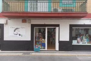 Papelería Torres de papel