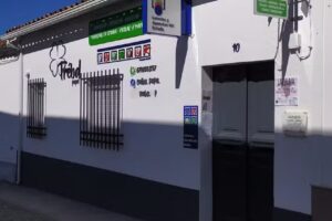 Papelería y Administración de Lotería «Trébol Papel» Valencia del Ventoso