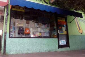 Papeleria y locutorio Moymar