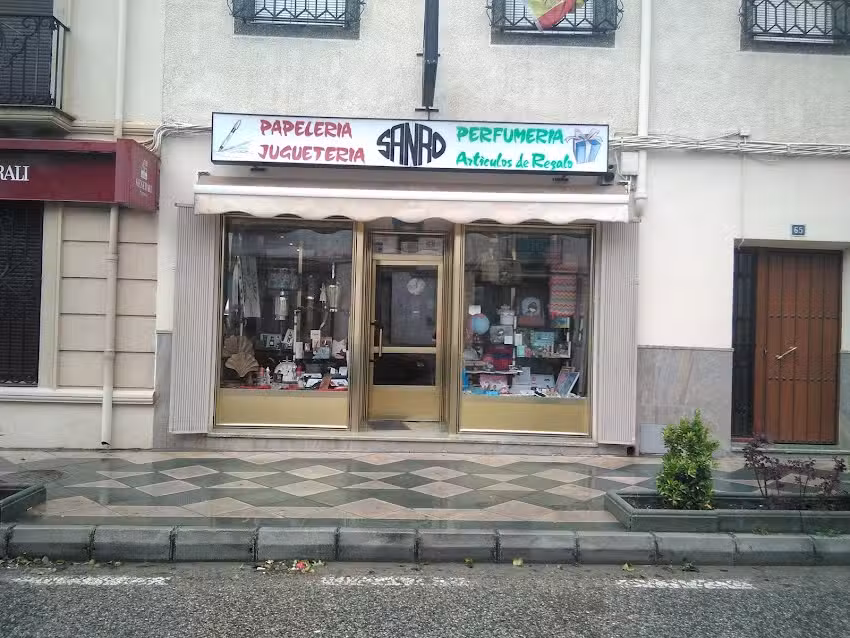 Papelería Y Regalos SANRO