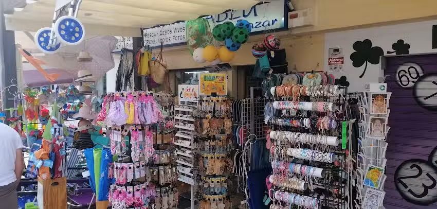 Piscis.Loteria,Decimos de navidad y mercería…Copisteria.Papeleria