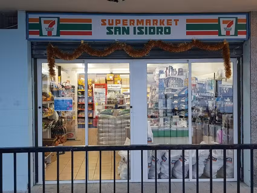 Supermarket San Isidro