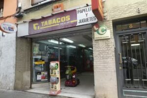 Tabacos, papeleria y juguetes