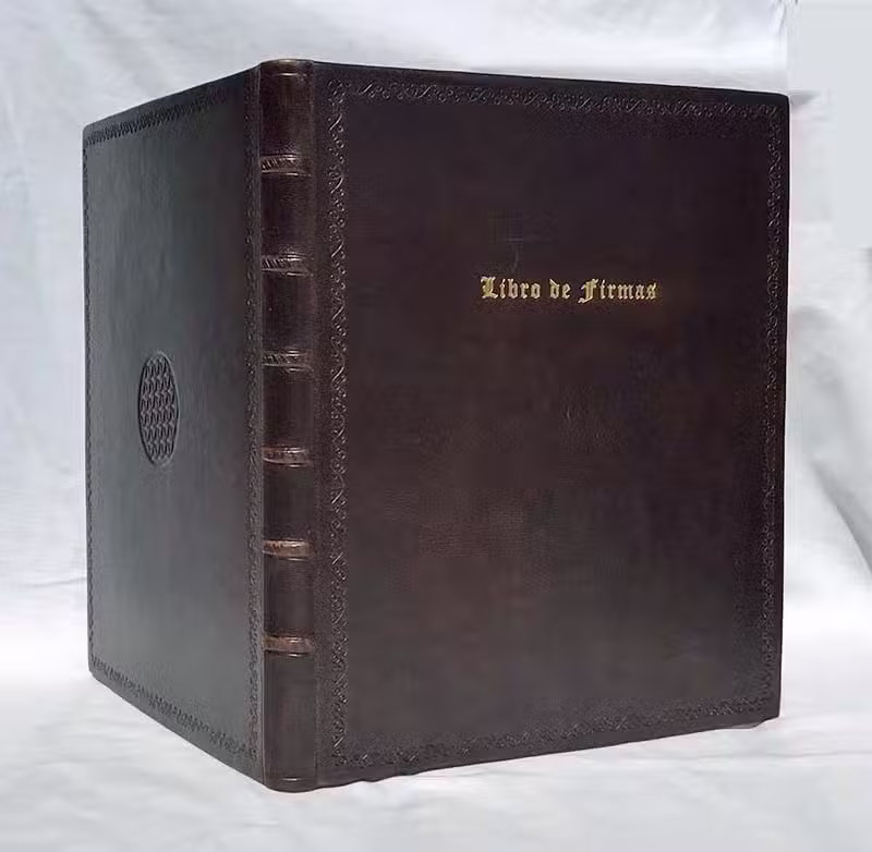 TodoPapel, libros de firmas para todos los eventos