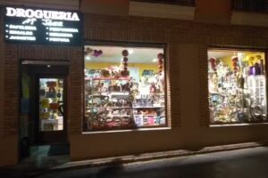 VENTA AL MENOR MARIA JOSE