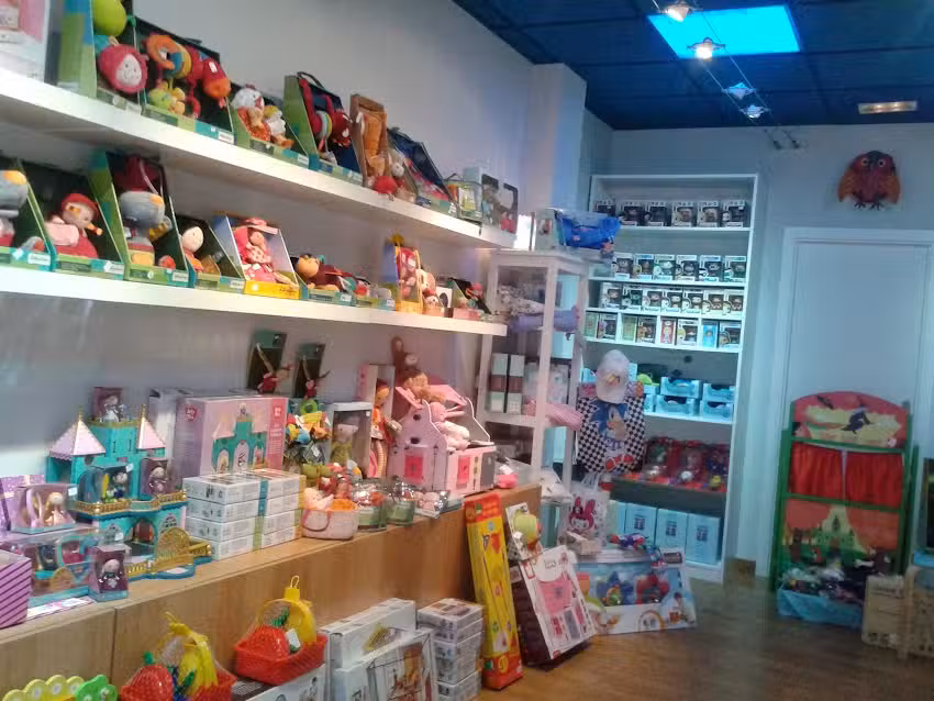 Wonderland Juguetes y Regalos